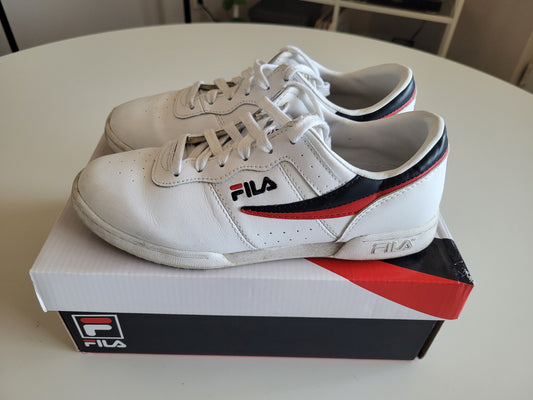 White Casual Shoe